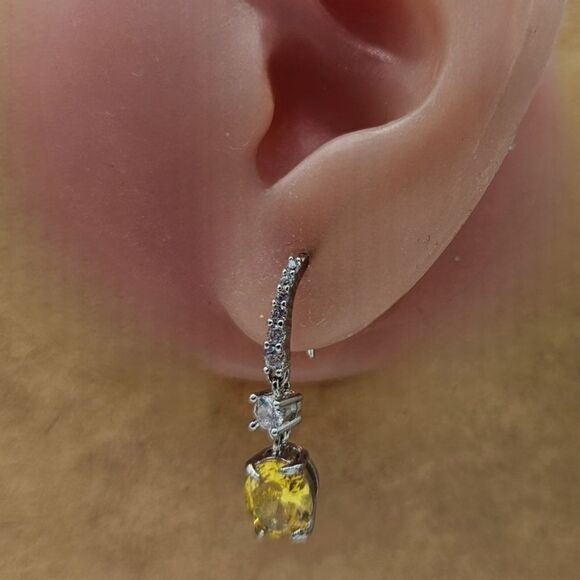 Oval Cut Yellow Diamond Earrings with Clear White Baguette Diamonds 925… - Picture 6 of 9